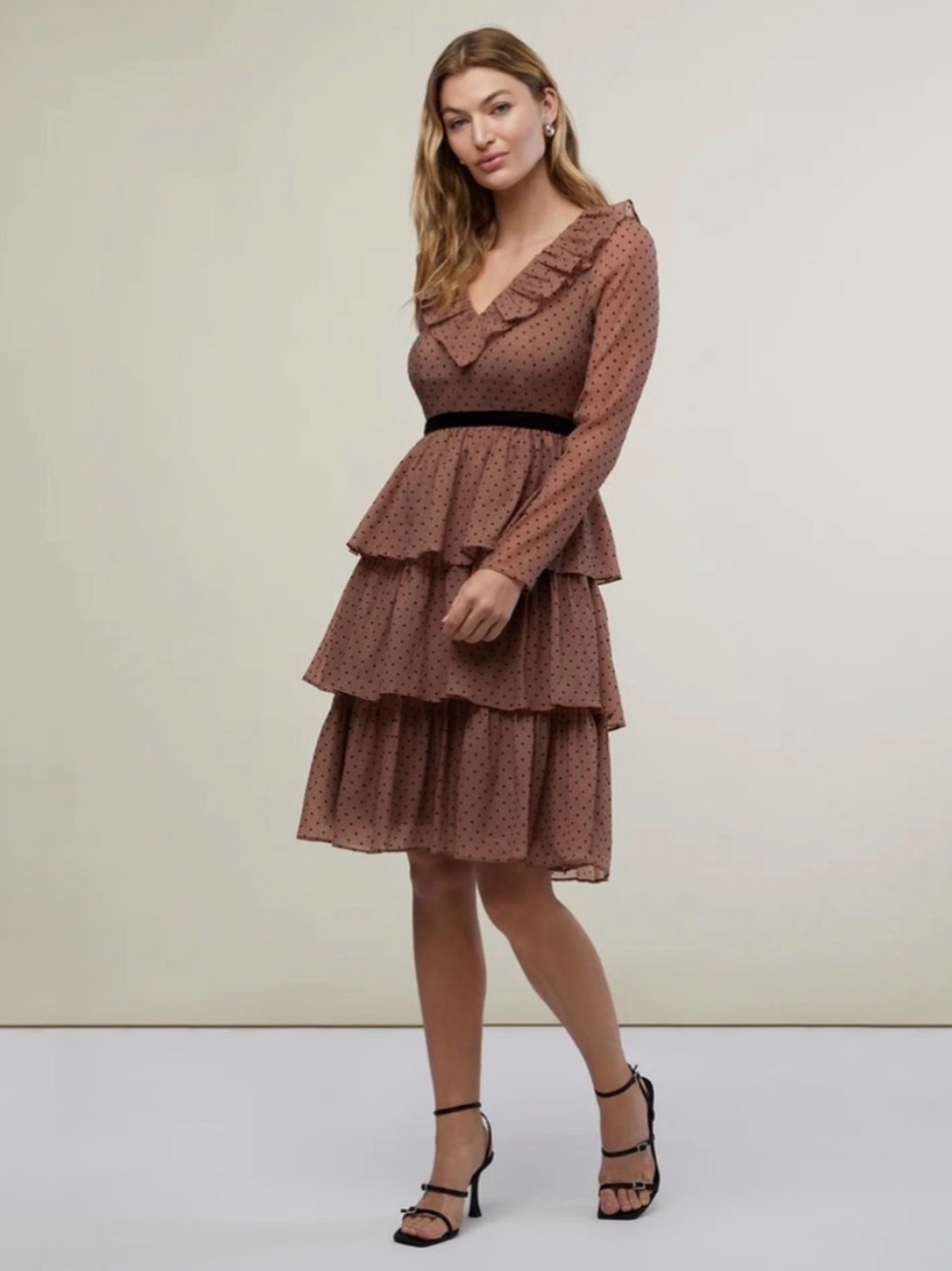 Rachel Parcell Ruffle Tiered Midi Dress Size 12 Nude/Black Romantic Coquette